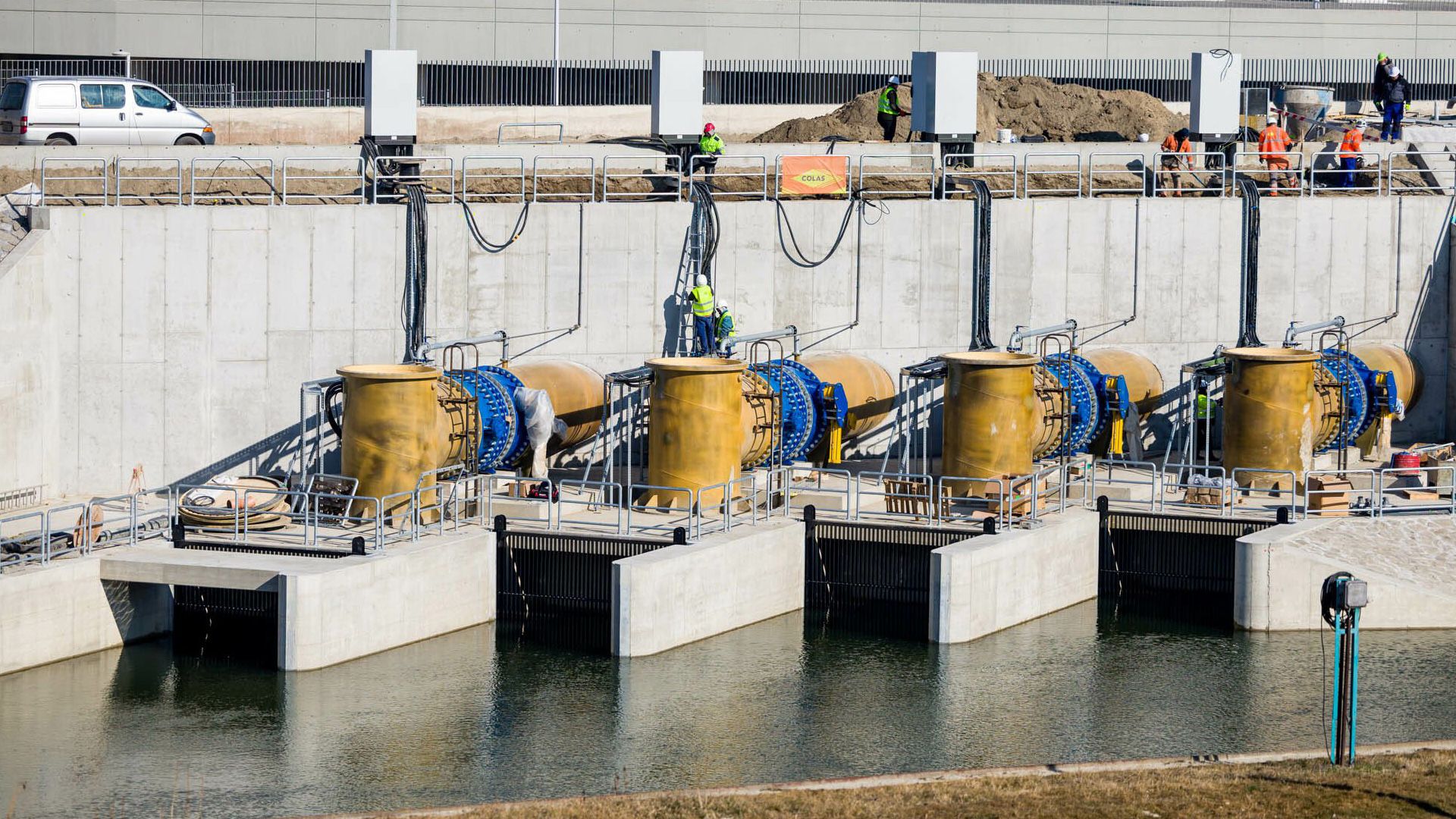 Dam and pumping station in Kvassay